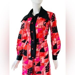 Sold vtg late 60’s Mod Novelty Puzzle Print Dagger Collar Dress by Jones